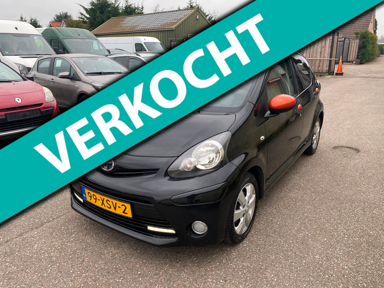 Toyota Aygo - 1.0 VVT-i Dynamic Orange 1.0 VVT-i Dynamic Orange - AutoWereld.nl