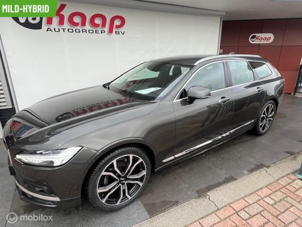 Volvo V90 - 2.0 Volvo V90 B4 Inscription - AutoWereld.nl
