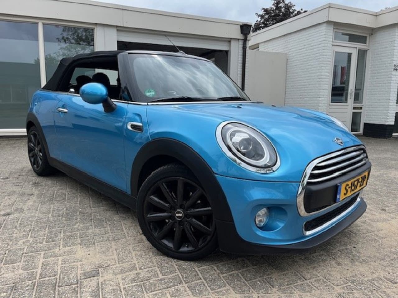 MINI Cabrio - 1.5 One Chili - AutoWereld.nl
