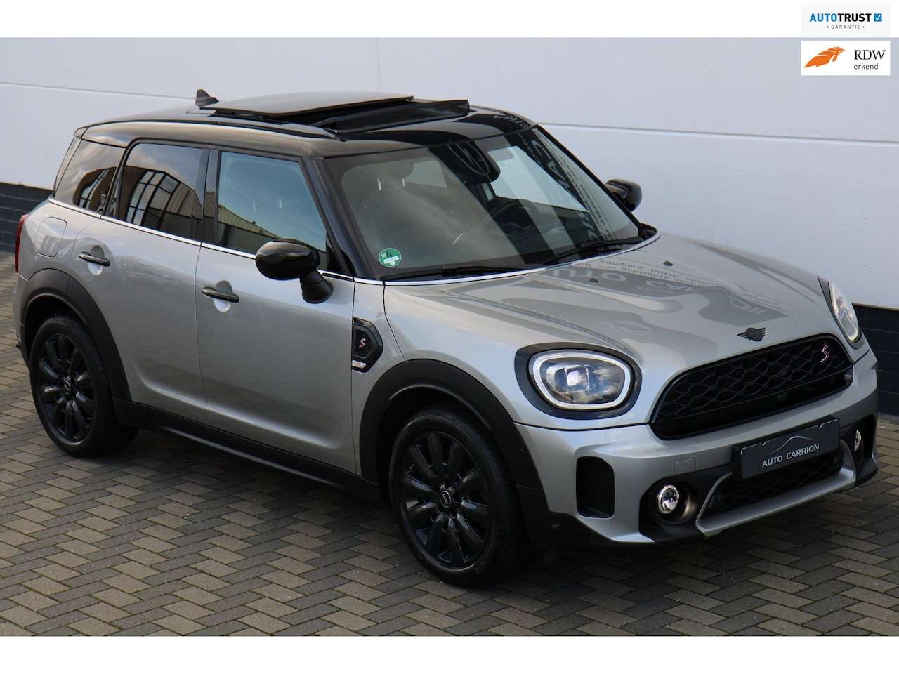 MINI Countryman - 2.0 Cooper S MINI Yours Pano HUD H/K BTW !! - AutoWereld.nl