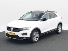 Volkswagen T-Roc - 1.0 TSi Style | Stoelverwarming | Adaptive Cruise | Camera | CarPlay | Full LED | Climatro