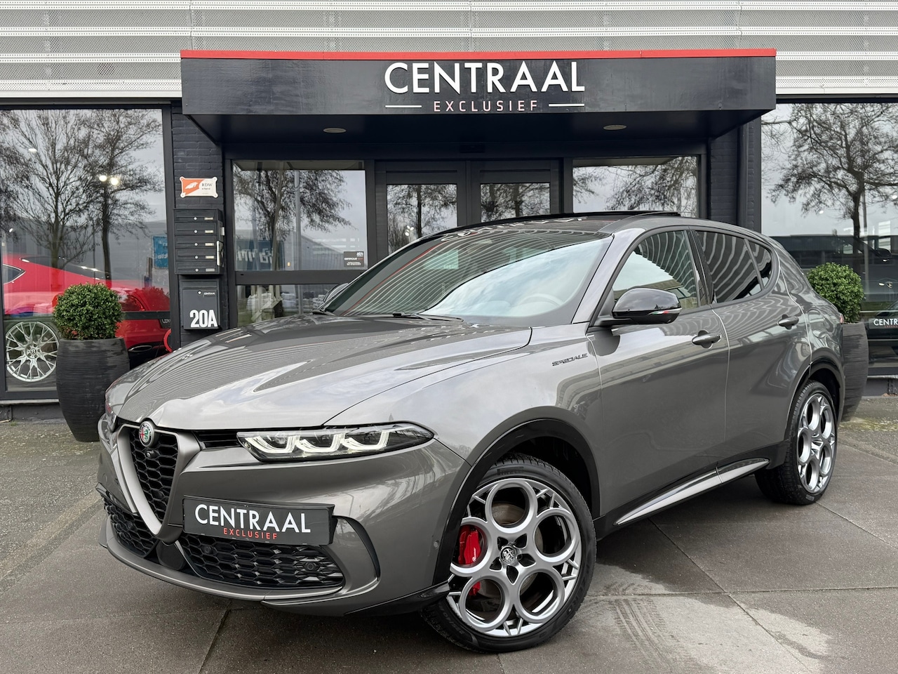 Alfa Romeo Tonale - 1.3T PHEV Speciale Pano|Harman&Kardon|NL-Auto|Carplay|Memory|Keyless - AutoWereld.nl