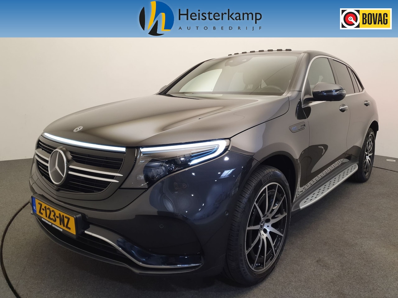 Mercedes-Benz EQC - 400 4MATIC Business Solution AMG 80 kWh Panorama dak, Head-up, Trekhaak - AutoWereld.nl