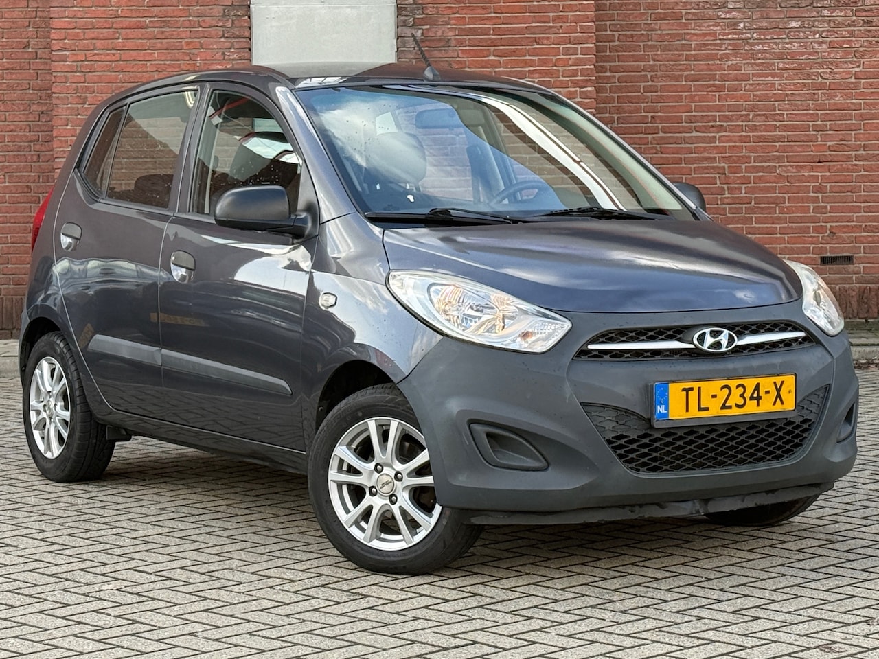 Hyundai i10 - 1.1 Active|AUTOMAAT|5DRS|TREKHAAK - AutoWereld.nl