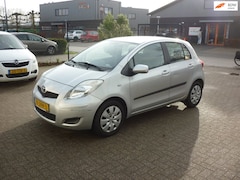 Toyota Yaris - 1.3 VVTi Aspiration automaat