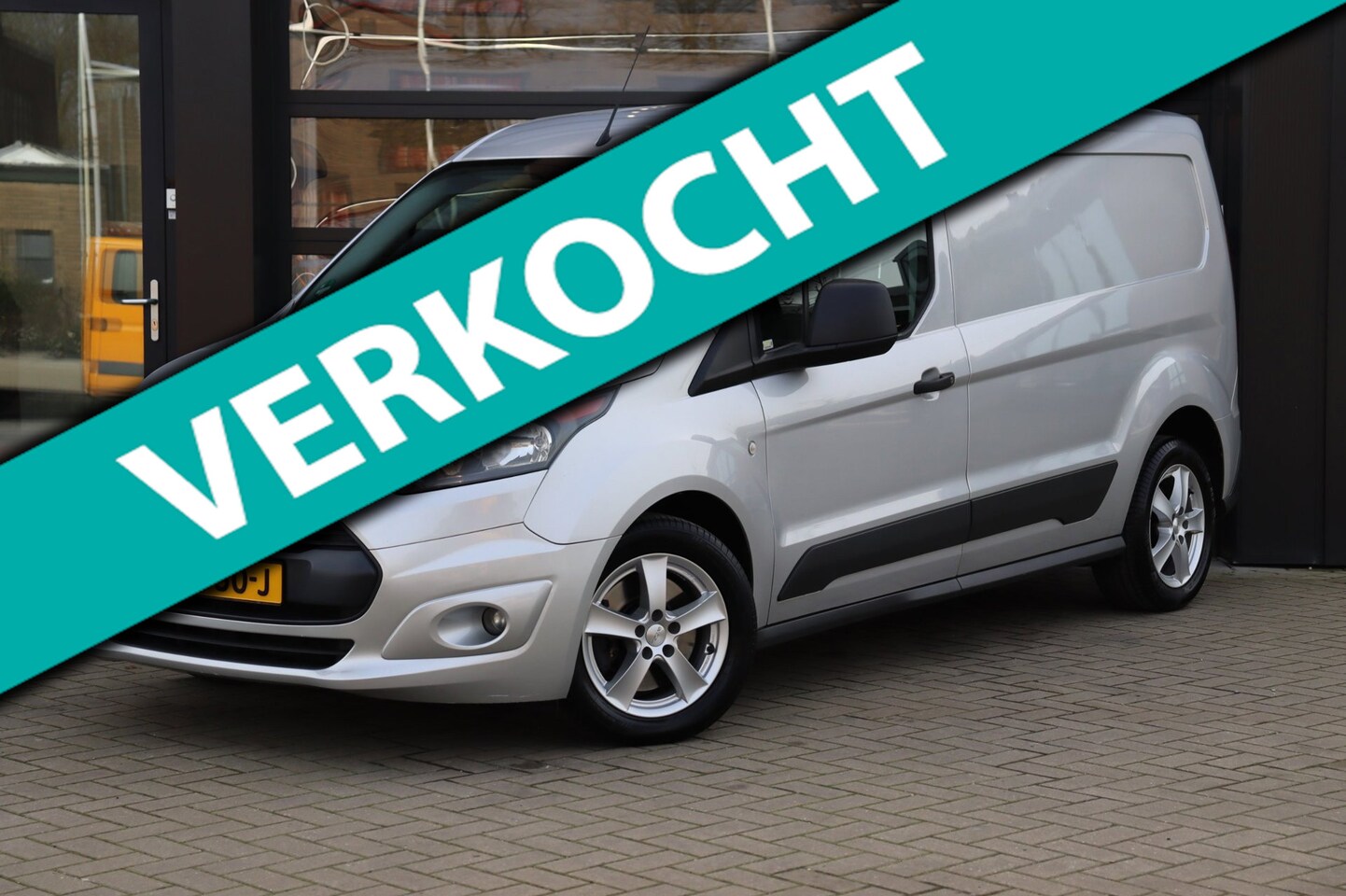 Ford Transit Connect - 1.5 TDCI L2 Trend HP | 120 PK | 3 Zits | Airco | Camera | LM Velgen | - AutoWereld.nl