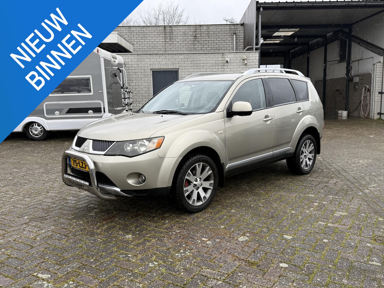 Mitsubishi Outlander - 2.4 Intro Edition 2WD | LPG | Trekhaak | HANDEL/EXPORT PRIJS - AutoWereld.nl