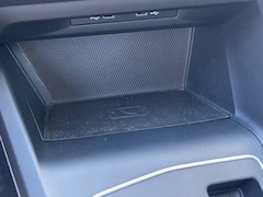 Volkswagen Golf Variant - 1.5 eTSI 150PK DSG R-Line / Panoramadak / Digital Cockpit Pro / 17'' LMV / VW