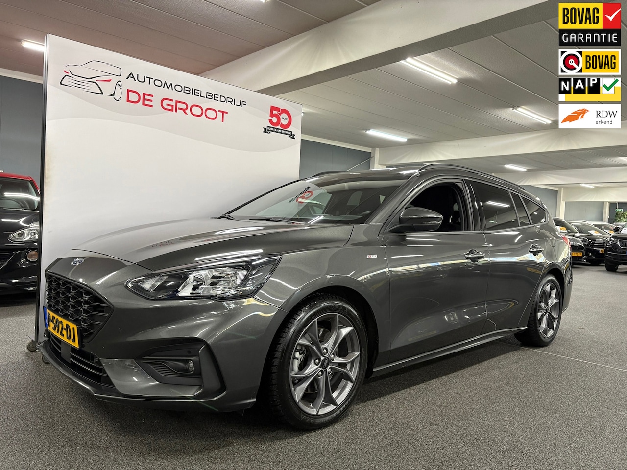 Ford Focus Wagon - 1.0 EcoBoost Hybrid ST Line Business/ Nederlandse auto/ Eerste eigenaar/ Achteruitrijcamer - AutoWereld.nl