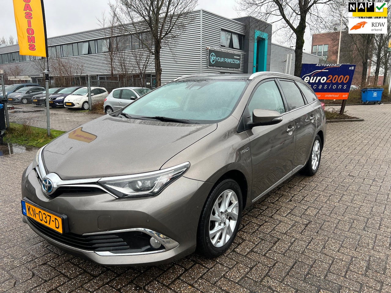 Toyota Auris Touring Sports - 1.8 Hybrid Lease pro - PANORAMA ! - AutoWereld.nl