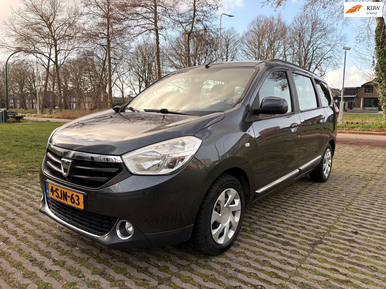 Dacia Lodgy - 1.2 TCe Prestige 5p. - airco - cruise control - AutoWereld.nl