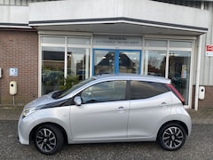 Toyota Aygo - 1.0 VVT-i x-cite ultimate