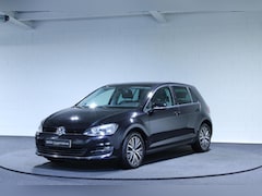 Volkswagen Golf - 1.4 TSI | Parkeersensoren v/a | Stoelverwarming