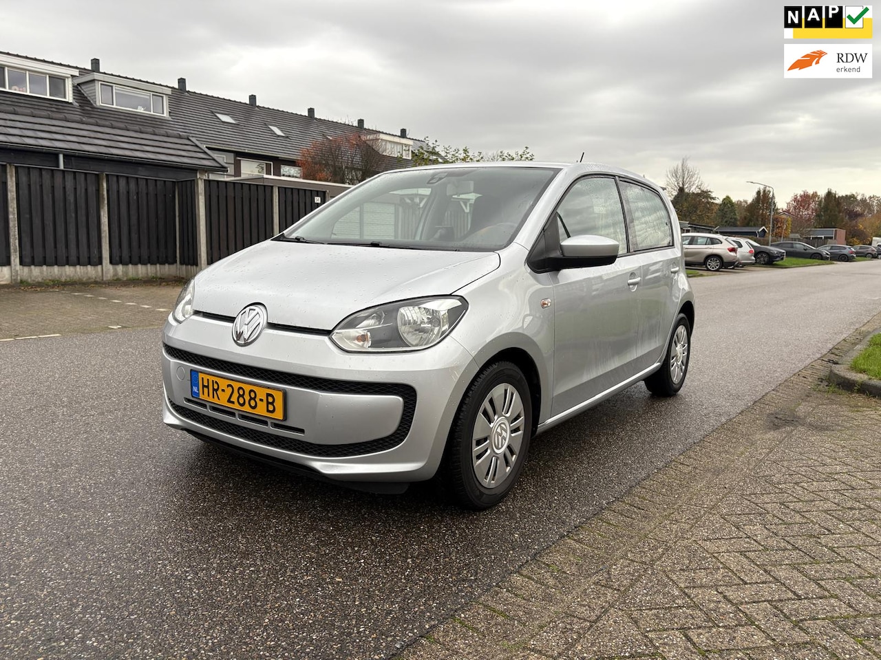 Volkswagen Up! - 1.0 move up! BlueMotion 5DR*Navigatie*Airco*Dealer onderhouden* - AutoWereld.nl