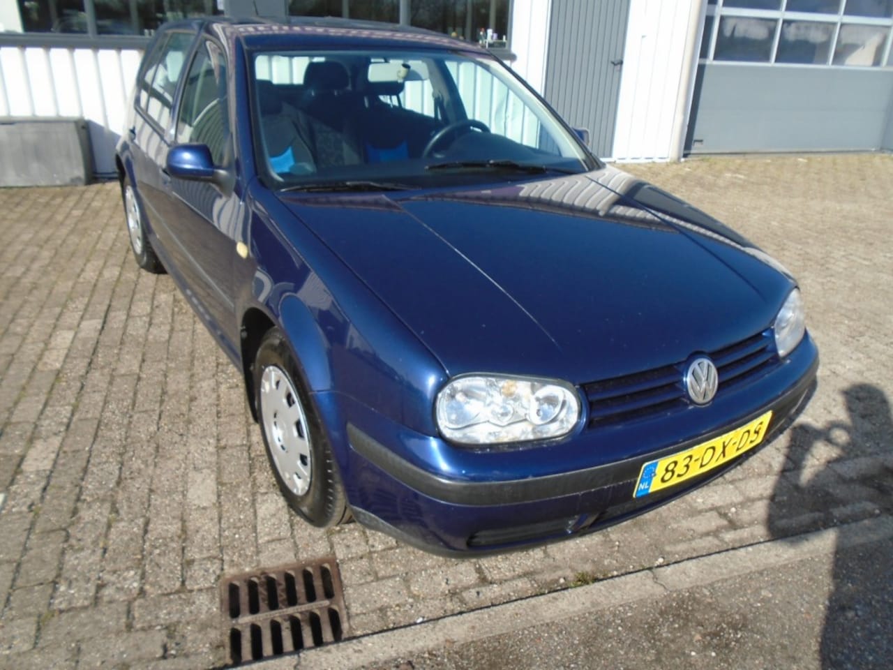 Volkswagen Golf - 1.6 Trendline 1.6 TRENDLINE - AutoWereld.nl