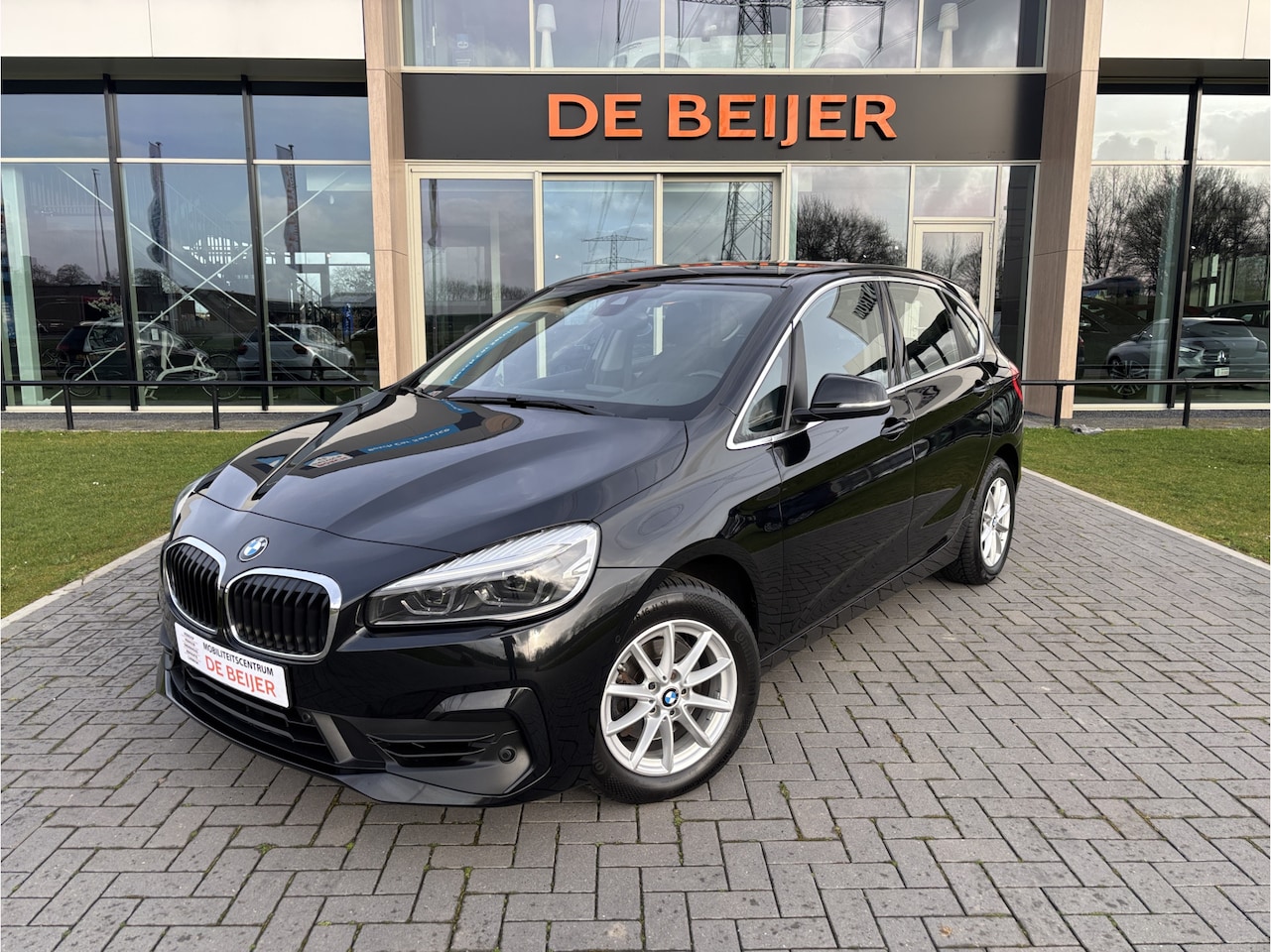 BMW 2-serie Active Tourer - 218i 136pk automaat Afn trekh I Navi I Airco - AutoWereld.nl