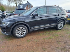 Volkswagen Tiguan - 1.5 TSI ACT 150 Pk Comfortl. Bs. Nav. Pdc Trekhaak