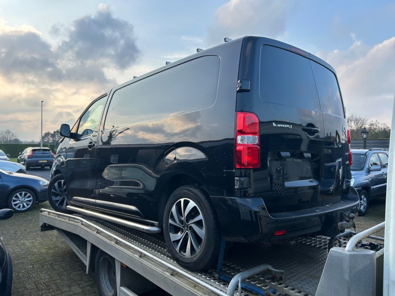 Citroën Jumpy - 2.0 BlueHDI 180 Business M SenS schade - AutoWereld.nl