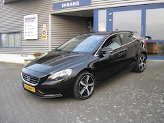 Volvo V40 - 2.0 T3 152PK Nordic+