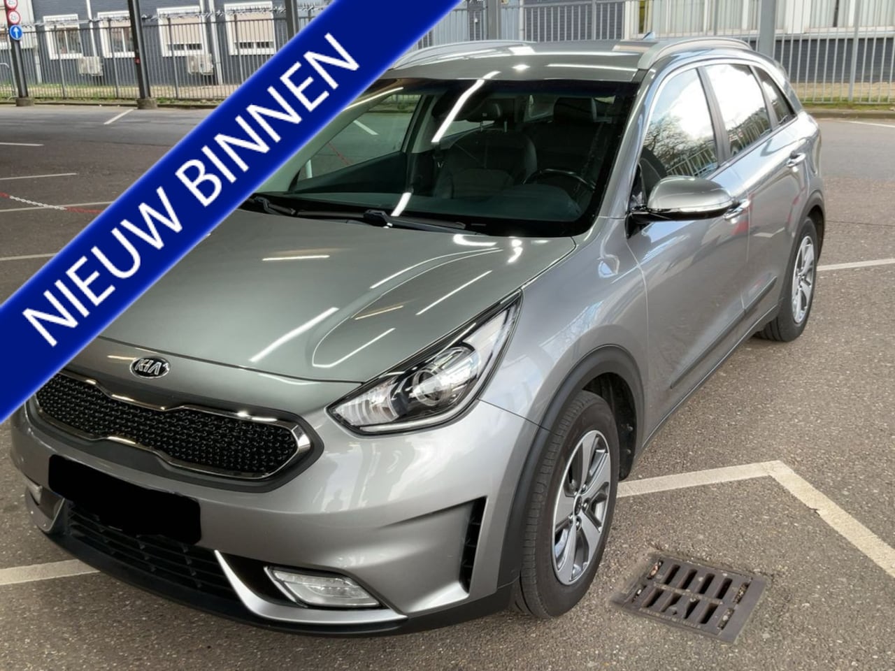Kia Niro - 1.6 GDi Hybrid DynamicLine 1e Eigenaar Airco Cr-control CarPlay - AutoWereld.nl