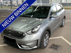 Kia Niro - 1.6 GDi Hybrid DynamicLine 1e Eigenaar Airco Cr-control CarPlay