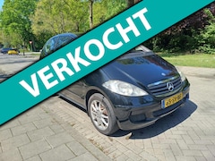 Mercedes-Benz A-klasse - 150 burning price 1950 €