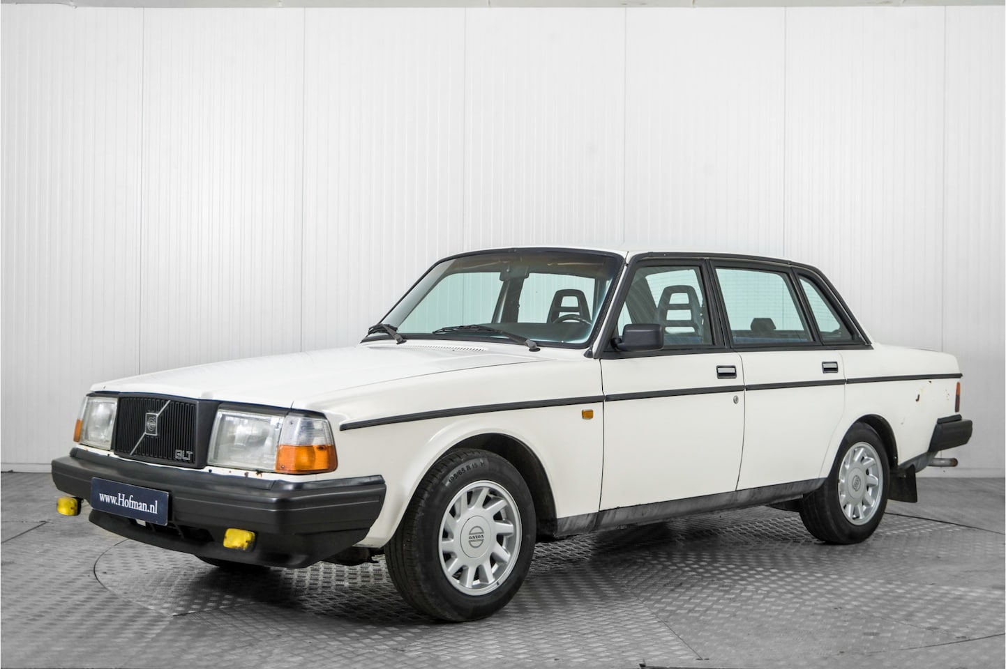 Volvo 244 - 2.3 GLE Overdrive 2.3 GLE Overdrive - AutoWereld.nl