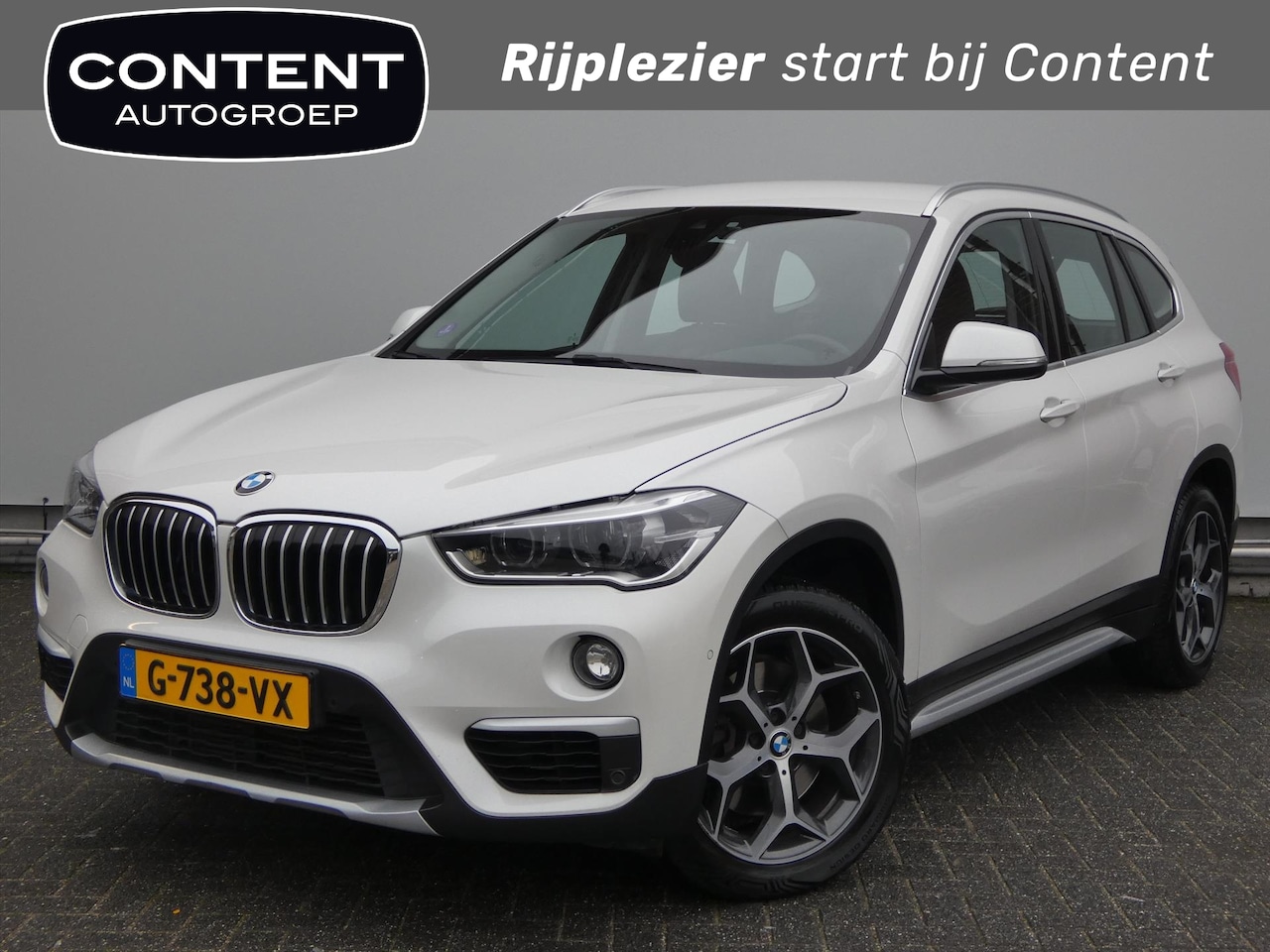 BMW X1 - (f48) sDrive20i 192pk Aut Orange Edition II /Trekhaak - AutoWereld.nl
