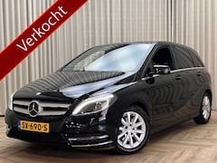 Mercedes-Benz B-klasse - 180 Prestige *Afn. Trekhaak* Camera / Xenon / Stoelverw. / Privacy Glass + Chrome / Naviga