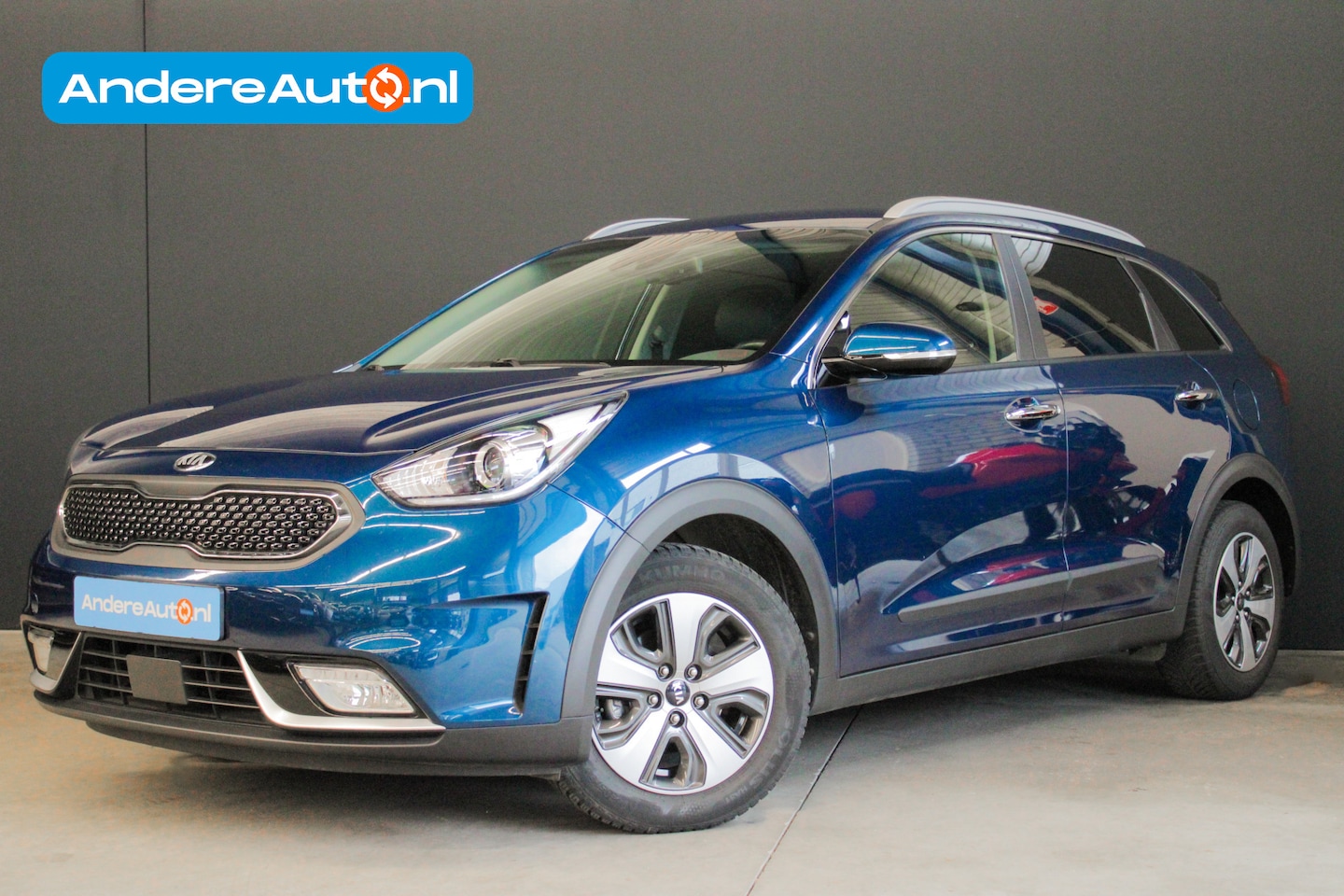 Kia Niro - 1.6 GDi Hybrid DynamicLine |leder|stoelverwarming|camera|ACC|parkeersensoren| - AutoWereld.nl