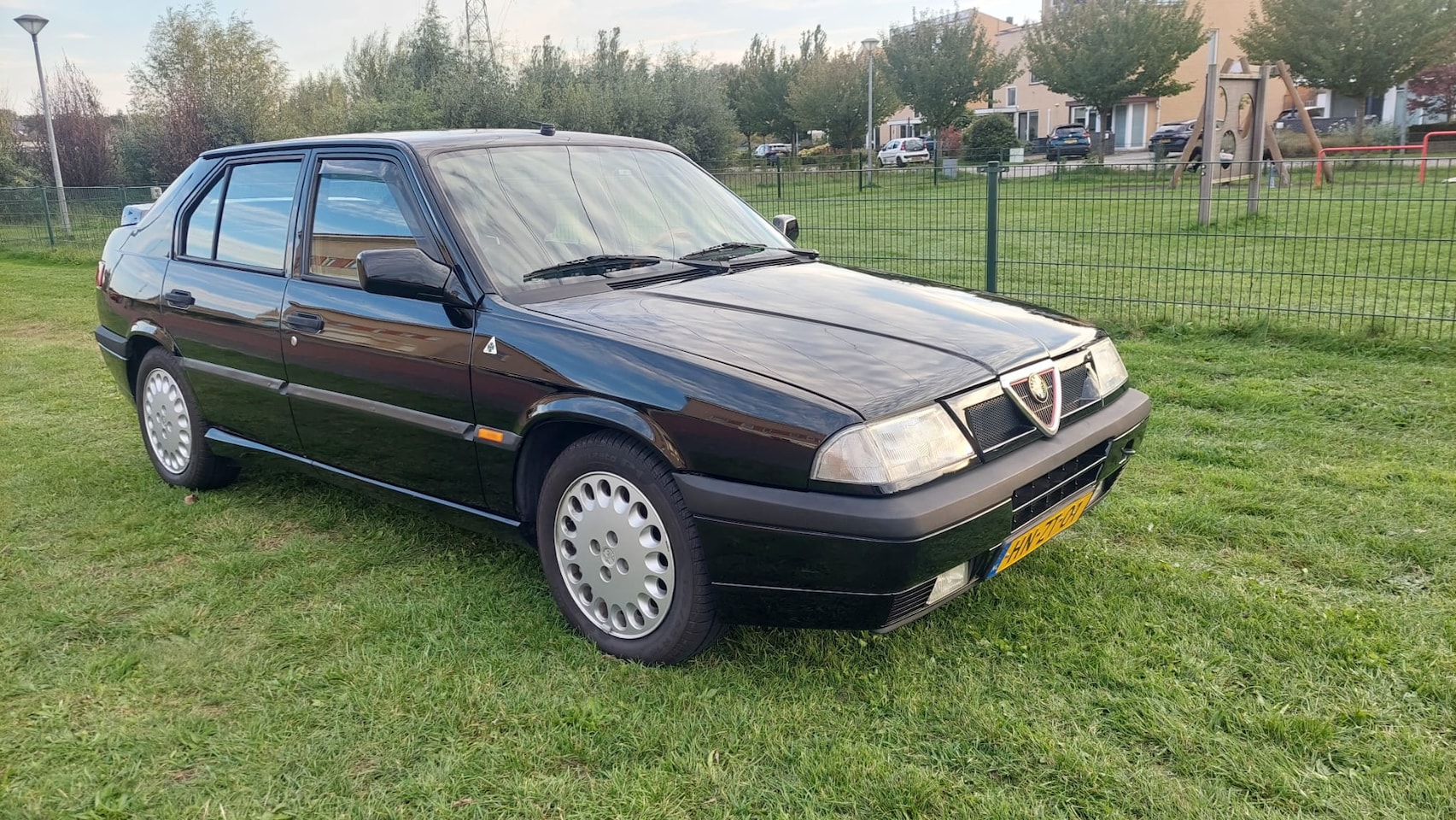 Alfa Romeo 33 - 1.7-16V QV - AutoWereld.nl