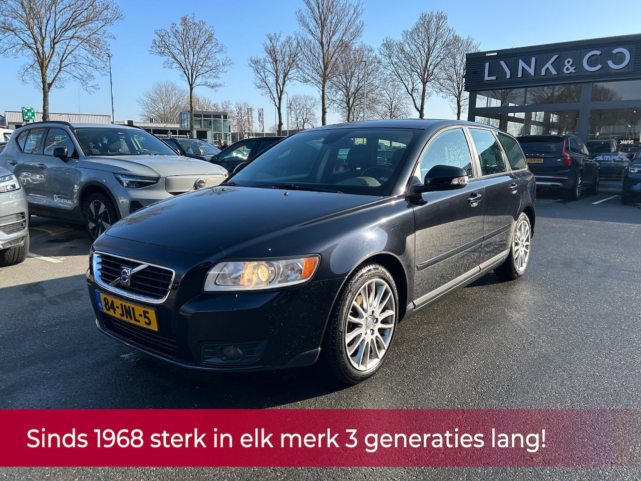Volvo V50 - 1.8 Sport! 1e EIGENAAR NL AUTO NAP! Airco l Cruise l Trekhaak l LMV l MTF-STUUR! DEALER OH - AutoWereld.nl