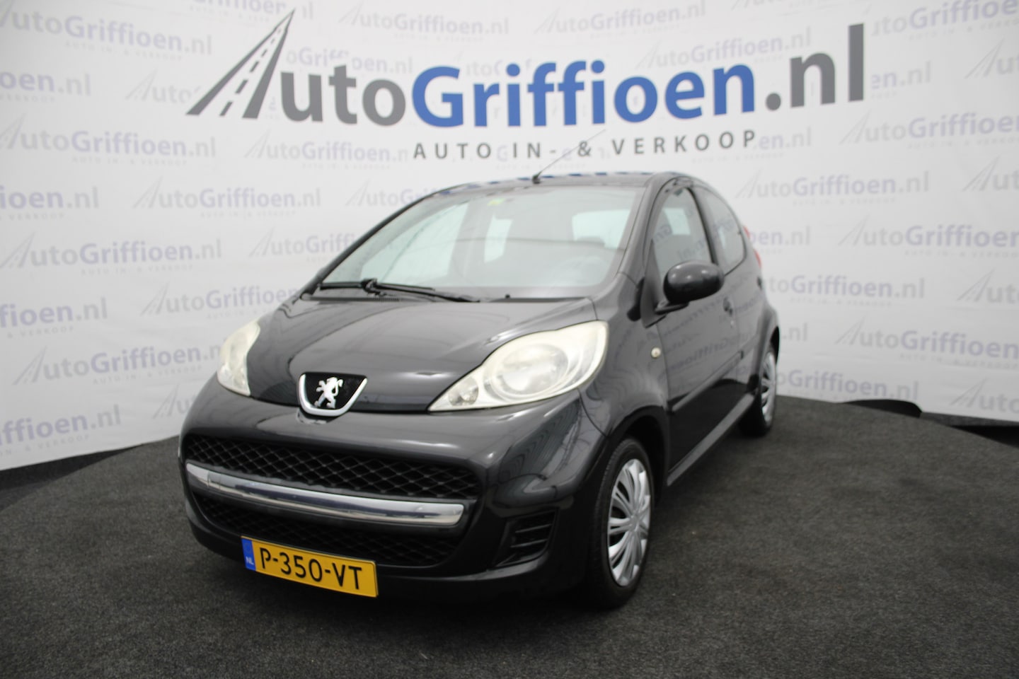 Peugeot 107 - 1.0-12V XS nette 5-deurs met airco - AutoWereld.nl