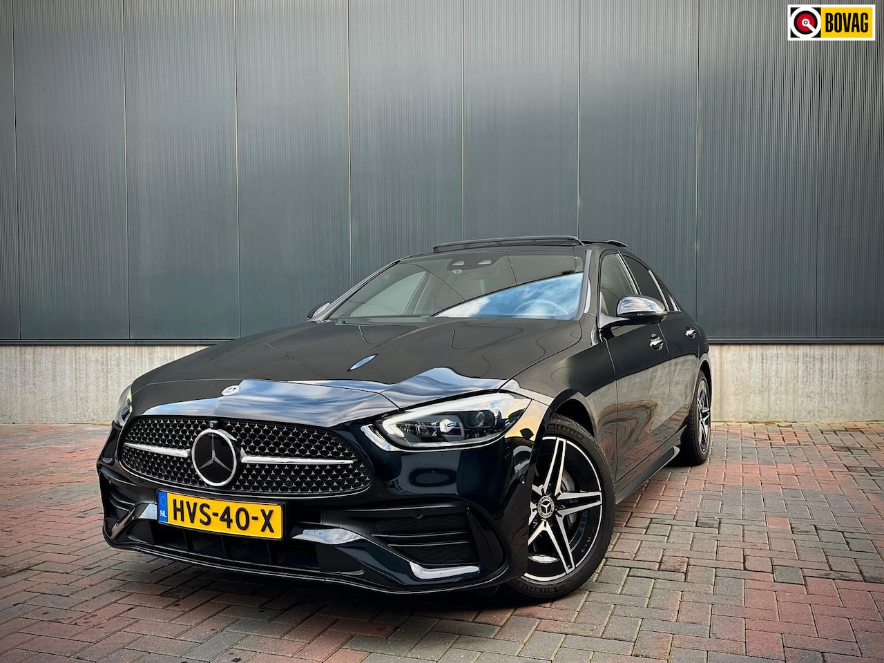 Mercedes-Benz C-klasse - 300 e AMG Line * Burmester * Head-Up * 360 * Pano * Night * Trekhaak * - AutoWereld.nl