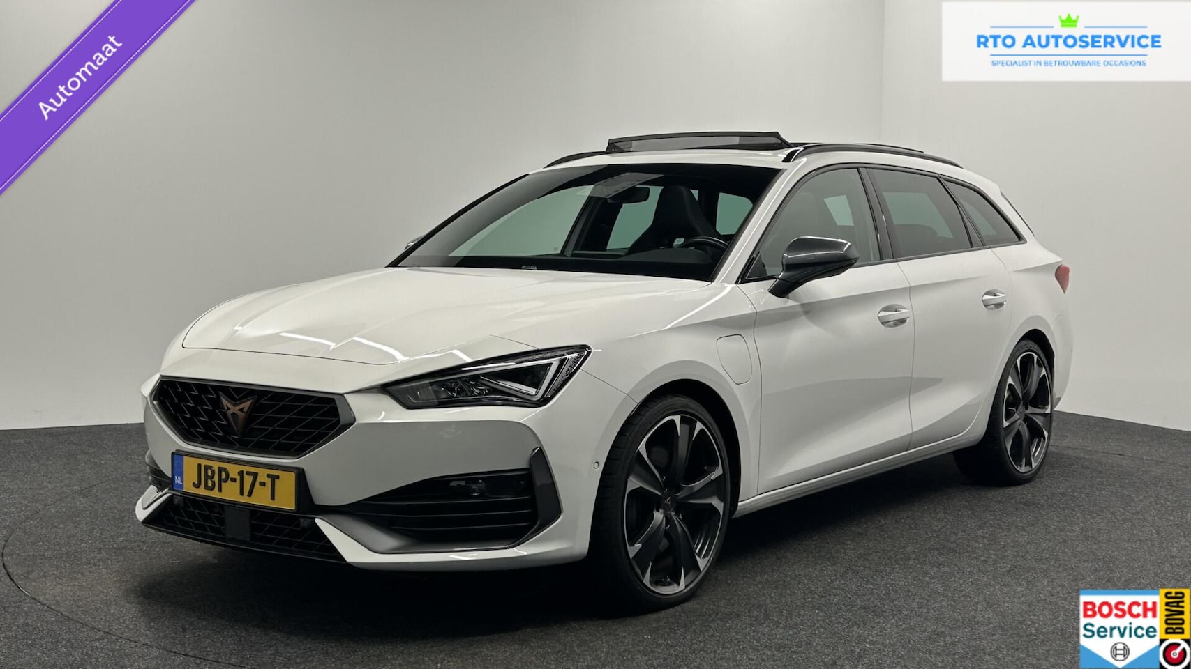 CUPRA Leon Sportstourer - 1.4 e-Hybrid VZ Business PANO CAMERA NAVI CARPLAY. - AutoWereld.nl