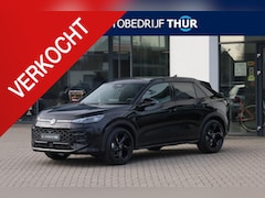 Volkswagen T-Roc - 1.5 eTsi R-Line First Edition 150PK / 110kW LED Matrix IQ.Light, 360° rondomzichtcamera, p