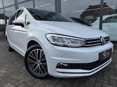 Volkswagen Touran - 1.4 TSI Highline |Pano.| leer |carplay