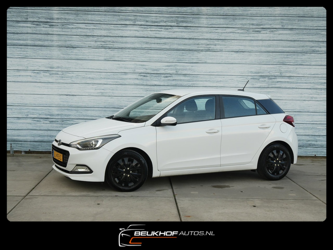 Hyundai i20 - 1.0 T-GDI Sport Navigatie Camera Bluetooth - AutoWereld.nl