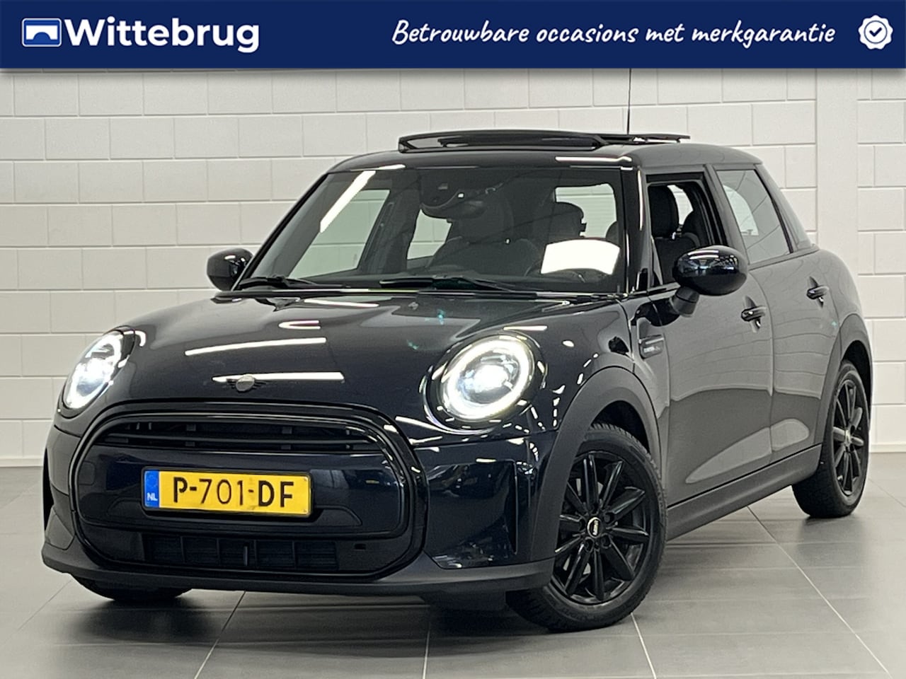 MINI Cooper - Mini 1.5 Camden Plus Edition PANORAMADAK | AUTOMAAT | 5 DEURS | LEUKE NETTE AUTO! - AutoWereld.nl