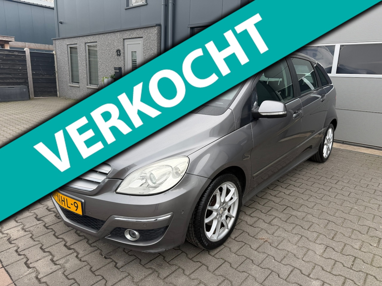 Mercedes-Benz B-klasse - 180 Business Class 5DRS|AUTOMAAT|Airco|Cruise Control|Parkeersensoren|Nieuwe APK - AutoWereld.nl