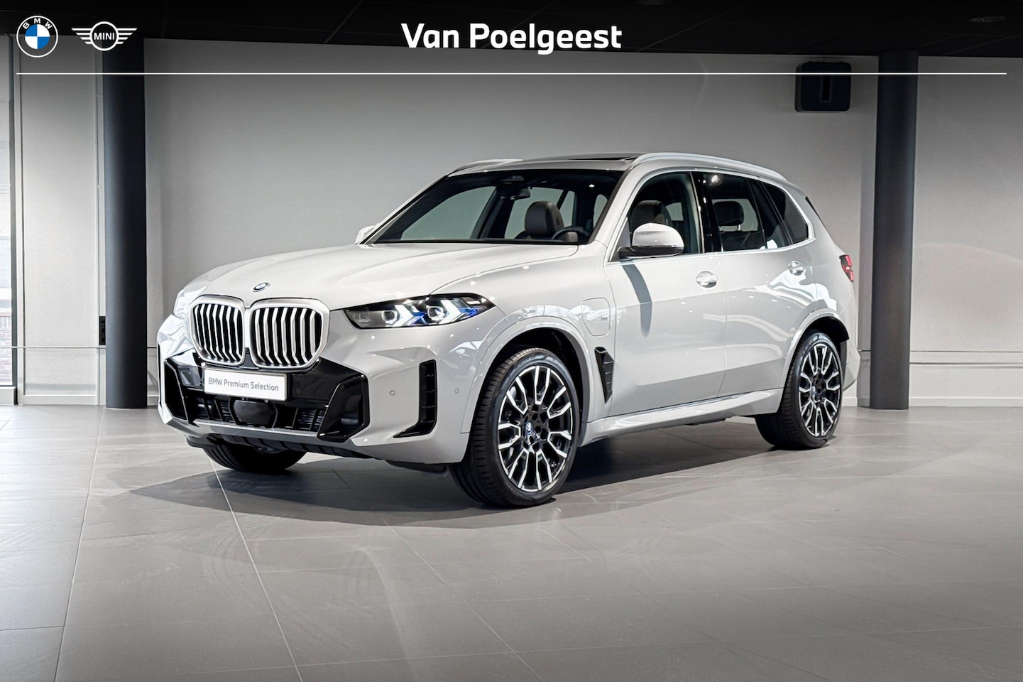 BMW X5 - xDrive50e | M Sport | Glazen Panoramadak | Stoelverwarming | Comfort Access | Trekhaak | - AutoWereld.nl