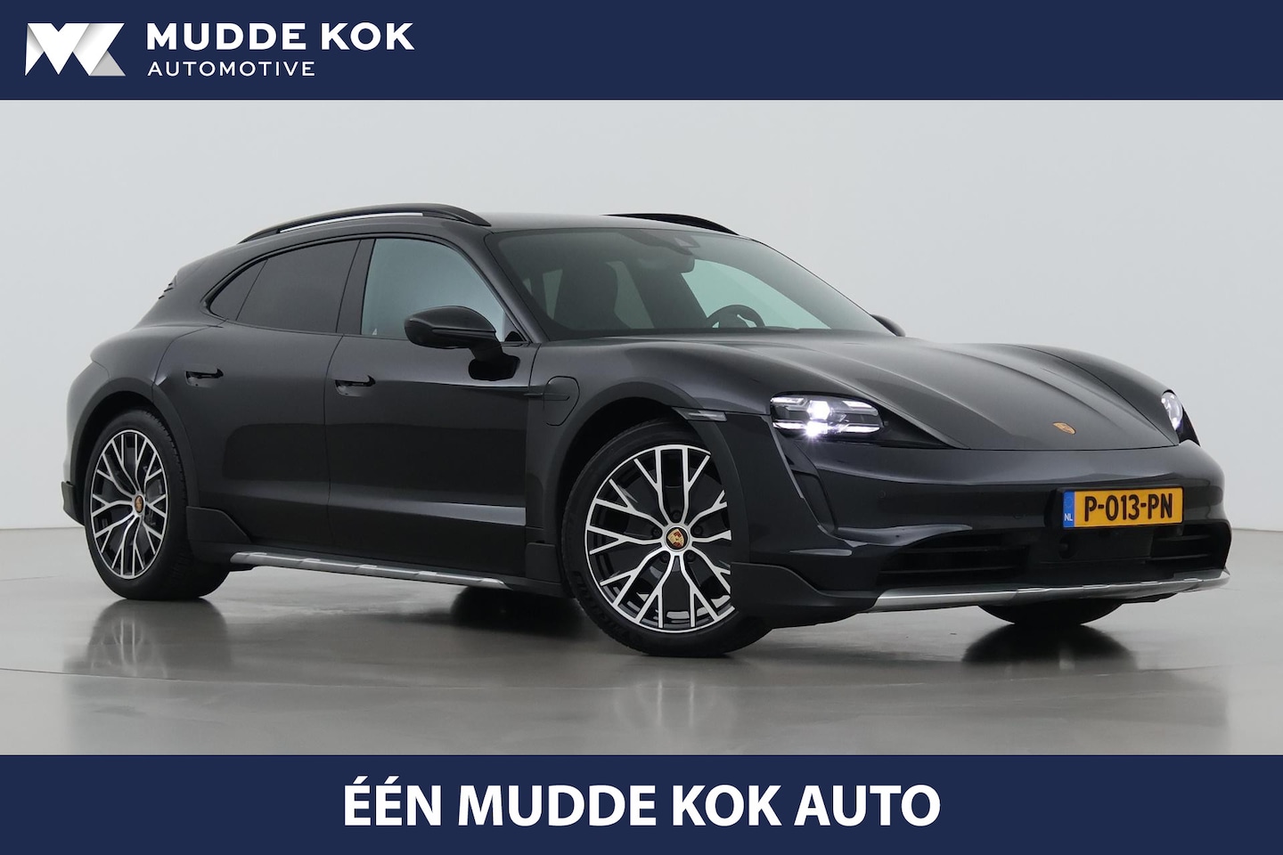 Porsche Taycan Cross Turismo - 4 93 kWh | Panoramadak | Bose Audio | 360° Camera | Getint Glas | Stoelverwarming+Ventilat - AutoWereld.nl