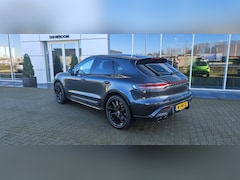 Porsche Macan - 2.0 2.0 T | Turbo | FACELIFT 2022 | 265 PK | Luchtvering | 21 inch GT | Pano | Bose | Leder |