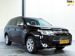 Mitsubishi Outlander - 2.0 PHEV instyle Schuifdak|Leder|Trekhaak