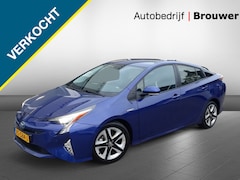 Toyota Prius - 1.8 Hybrid Executive Navigatie/Trekhaak/Leren bekleding
