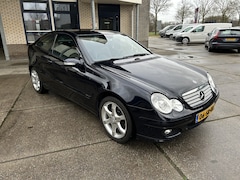 Mercedes-Benz C-klasse Sportcoupé - 180 K. AUT SPORT EDITION