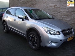 Subaru XV - 2.0i Luxury Plus AWD - Trekhaak - Stoelverwarming - PDC