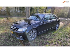 Mercedes-Benz C-klasse - C280 3.0-V6-24V Automaat, NAV.Luxe uitvoering