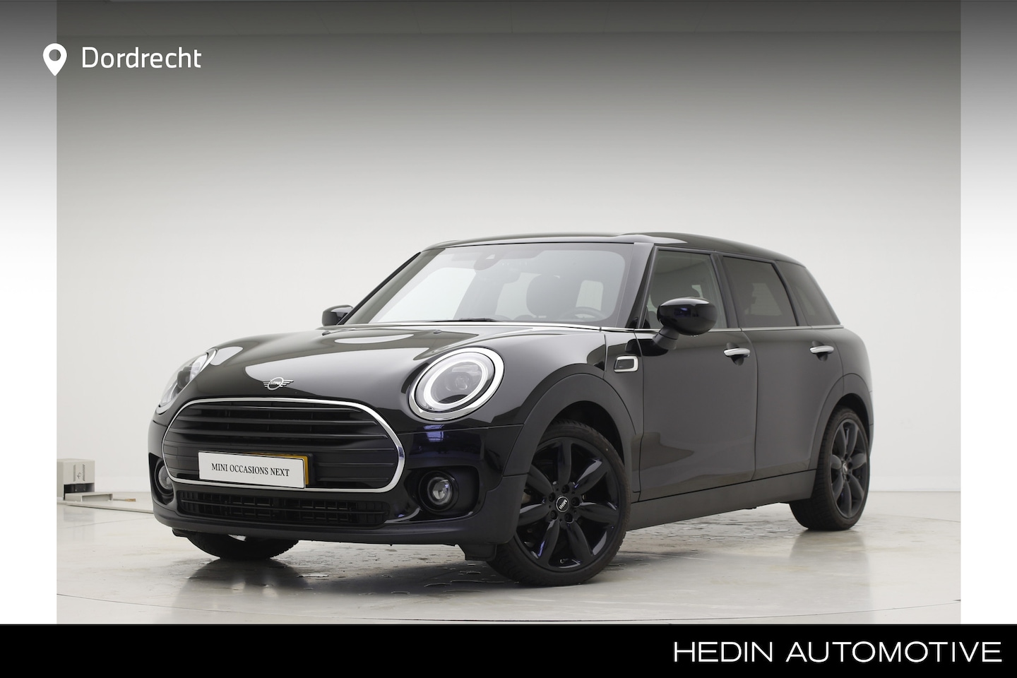 MINI Clubman - Cooper Business Edition | 18" | Alarm | Privacy Glass | Navigatie - AutoWereld.nl
