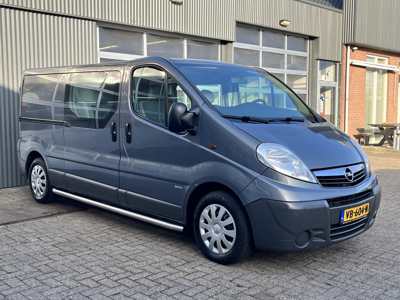 Opel Vivaro - 2.0 CDTI L2H1 DC BTW VRIJ MARGE Airco Cruise controle Trekhaak 2000kg trekgewicht Navigati - AutoWereld.nl